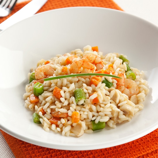 Risoto de legumes e camarão 